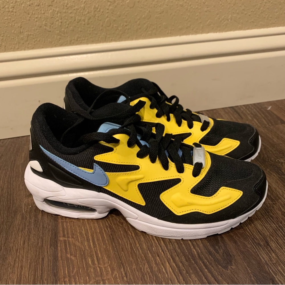 Women’s Nike Air Max 2 Light